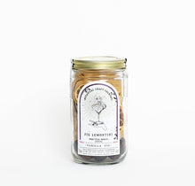 Load image into Gallery viewer, Fig Lemontini Craft Cocktail Kit + Recipe & Instruction Book: Large