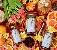 Load image into Gallery viewer, Grapefruit Breeze Cocktail / Mocktail Drink Kit in Glass Jar: Large