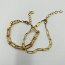 Load image into Gallery viewer, Matte Gold Paperclip Chain Bracelet: Large