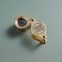 Load image into Gallery viewer, Easy Read Portable Magnifier