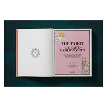 Load image into Gallery viewer, The Tarot of A. E. Waite and P. Colman Smith (English)