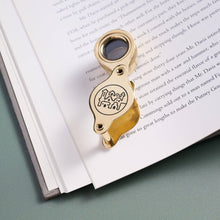 Load image into Gallery viewer, Easy Read Portable Magnifier
