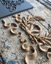 Load image into Gallery viewer, Decorative Mould - Laurel Wreath -AH1125.2-DM-Laurel Wreath