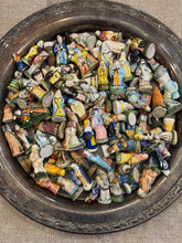 Load image into Gallery viewer, 100 pcs of French Feves and Santons - FEVES