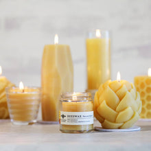 Load image into Gallery viewer, Apothecary Glass Candle – 100% Pure Beeswax – 25 Hour Burn