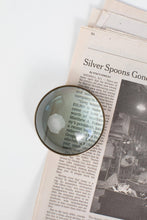 Load image into Gallery viewer, Magnifying Paperweight