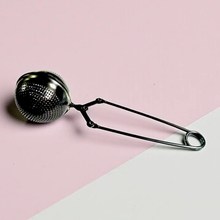 Load image into Gallery viewer, Stainless Steel Tea Strainer | Faire Market Bestseller: Silver