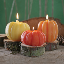 Load image into Gallery viewer, Pumpkin Candles – 100% Pure Beeswax – 3 Sizes Available: Medium (3&quot; x 3.25&quot;)